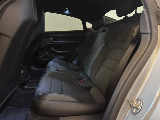 Porsche Taycan - Afbeelding 9 van 30