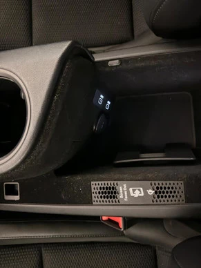 Porsche Taycan - Afbeelding 24 van 30