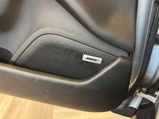 Porsche Taycan - Afbeelding 27 van 30