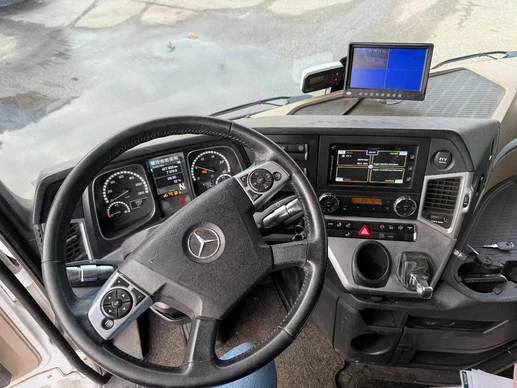 Mercedes-Benz Arocs - Afbeelding 16 van 23