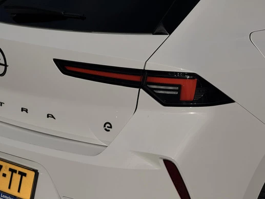 Opel Astra - Afbeelding 21 van 30