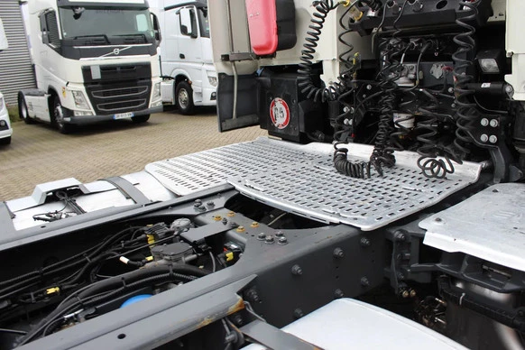 DAF XF 106.480 - Afbeelding 10 van 23