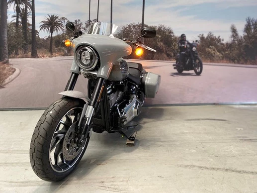 Harley-Davidson Sport Glide - Afbeelding 4 van 10