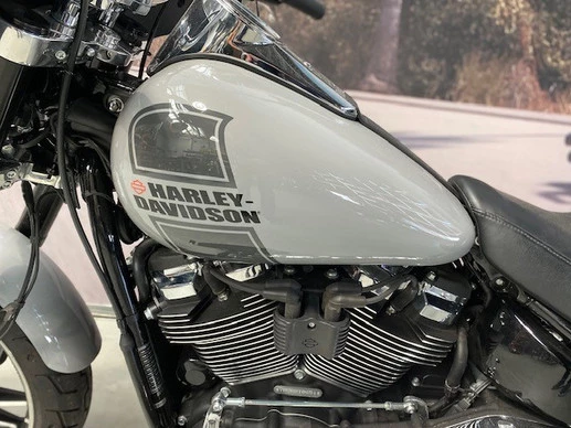 Harley-Davidson Sport Glide - Afbeelding 6 van 10