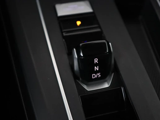 Volkswagen Golf - Afbeelding 23 van 30