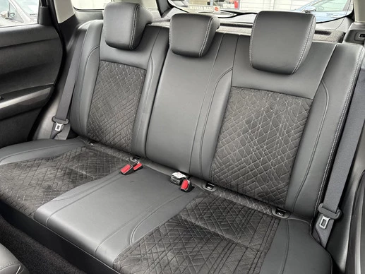 Suzuki Vitara - Afbeelding 16 van 30