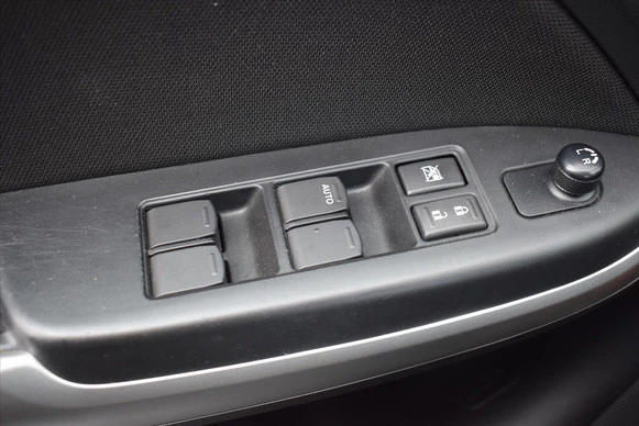 Suzuki Baleno - Afbeelding 21 van 29