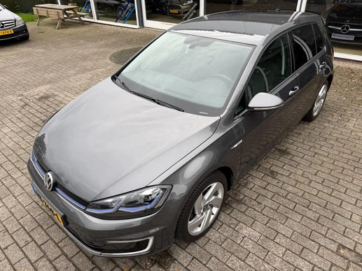 Volkswagen e-Golf - Afbeelding 14 van 30