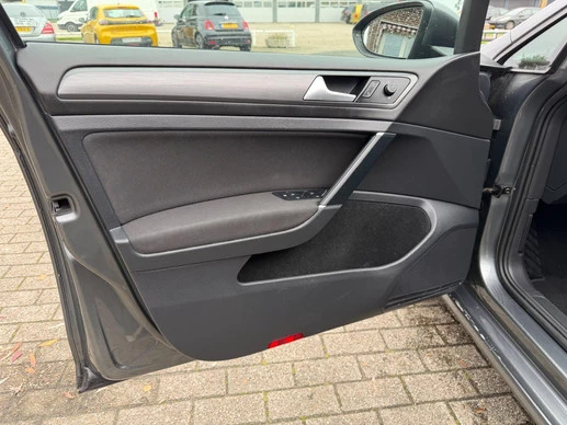 Volkswagen e-Golf - Afbeelding 19 van 30