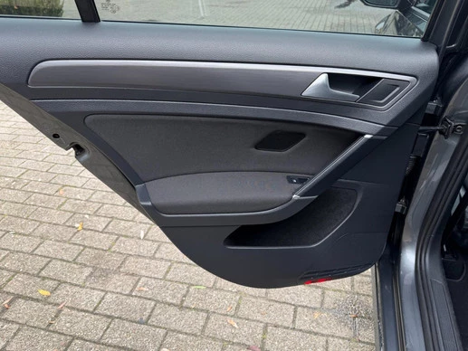 Volkswagen e-Golf - Afbeelding 25 van 30