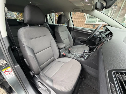 Volkswagen e-Golf - Afbeelding 29 van 30