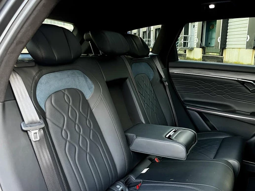 Voyah Free - Afbeelding 9 van 30