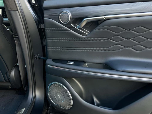 Voyah Free - Afbeelding 10 van 30