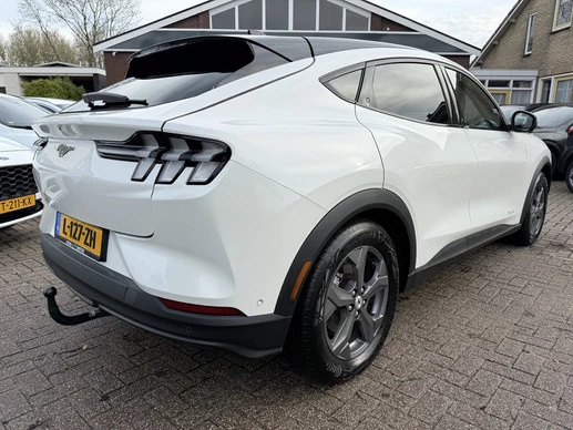 Ford Mustang Mach-E - Afbeelding 3 van 28