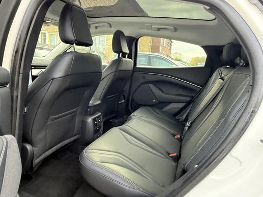 Ford Mustang Mach-E - Afbeelding 5 van 28