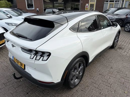 Ford Mustang Mach-E - Afbeelding 23 van 28