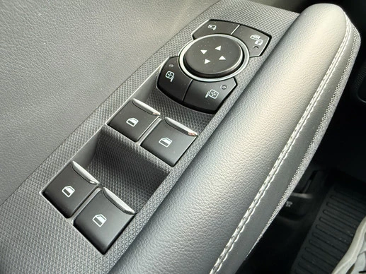 Ford Mustang Mach-E - Afbeelding 26 van 28