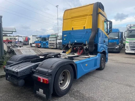 Mercedes-Benz Actros - Afbeelding 3 van 13