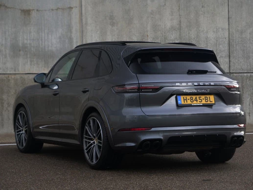 Porsche Cayenne - Afbeelding 13 van 30