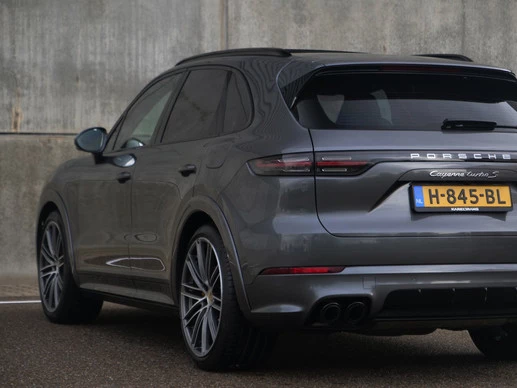 Porsche Cayenne - Afbeelding 18 van 30