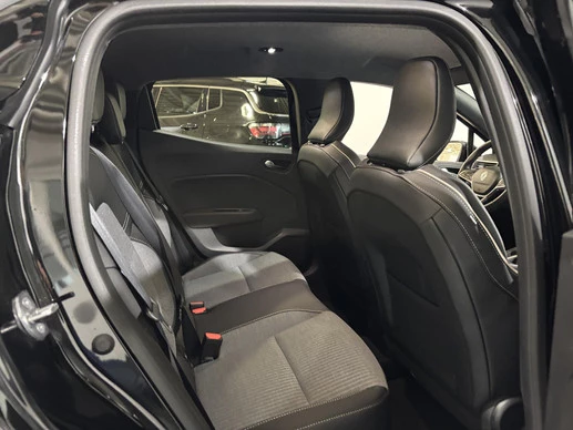 Renault Clio - Afbeelding 18 van 30