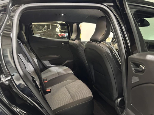 Renault Clio - Afbeelding 18 van 30