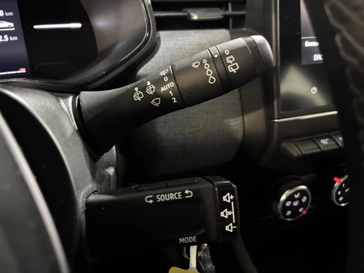 Renault Clio - Afbeelding 24 van 30