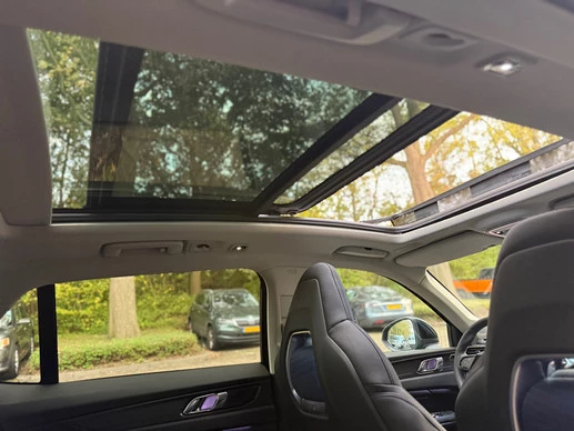 Lynk & Co 01 - Afbeelding 28 van 29