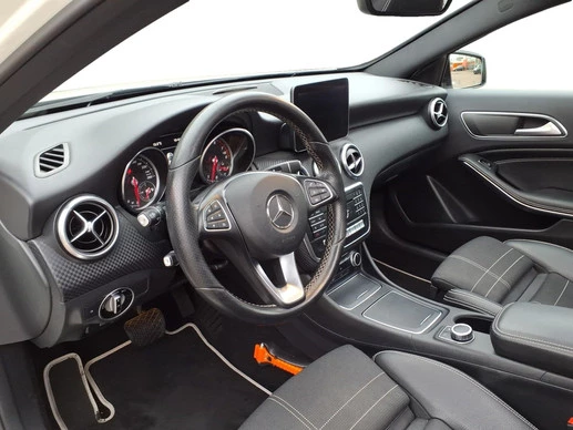 Mercedes-Benz A-Klasse - Afbeelding 14 van 28