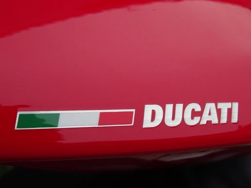 Ducati Panigale V4 - Afbeelding 8 van 17