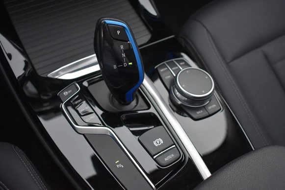 BMW iX3 - Afbeelding 23 van 30