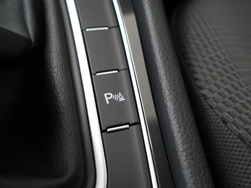 Volkswagen e-Golf - Afbeelding 21 van 30