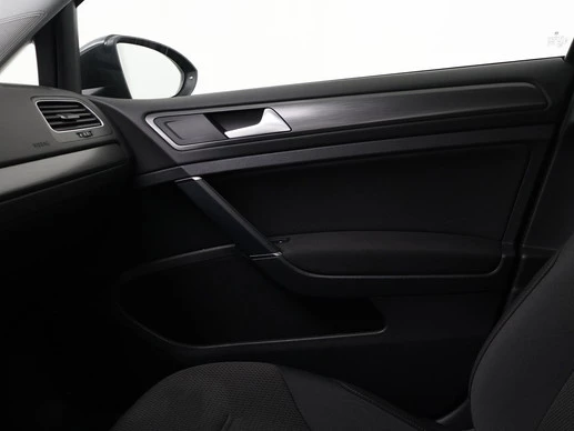 Volkswagen e-Golf - Afbeelding 23 van 30