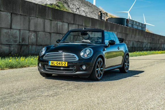 MINI Cooper Cabrio - Afbeelding 1 van 27