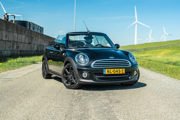 MINI Cooper Cabrio - Afbeelding 2 van 27