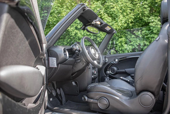 MINI Cooper Cabrio - Afbeelding 10 van 27