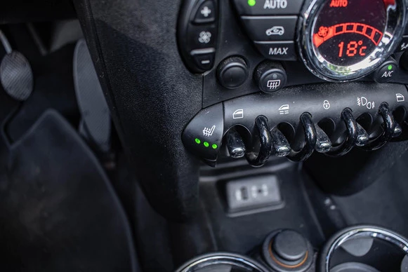 MINI Cooper Cabrio - Afbeelding 20 van 27