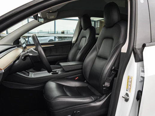 Tesla Model Y - Afbeelding 11 van 30