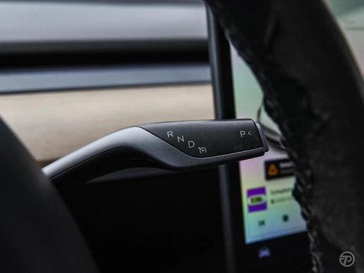 Tesla Model Y - Afbeelding 21 van 30
