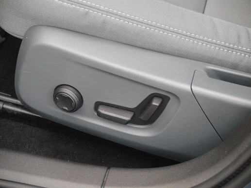 Polestar 2 - Afbeelding 28 van 30