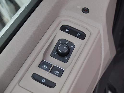 Volkswagen Multivan - Afbeelding 26 van 30