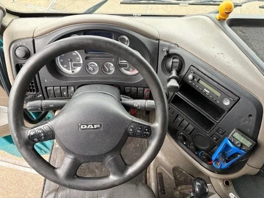 DAF XF 105.460 - Afbeelding 8 van 12