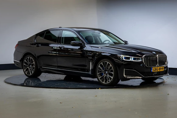 BMW 7 Serie - Afbeelding 1 van 30