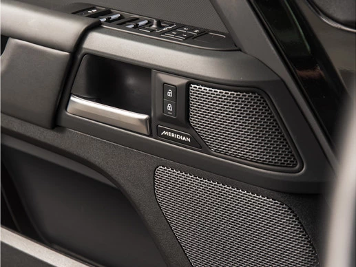 Land Rover Defender - Afbeelding 21 van 30