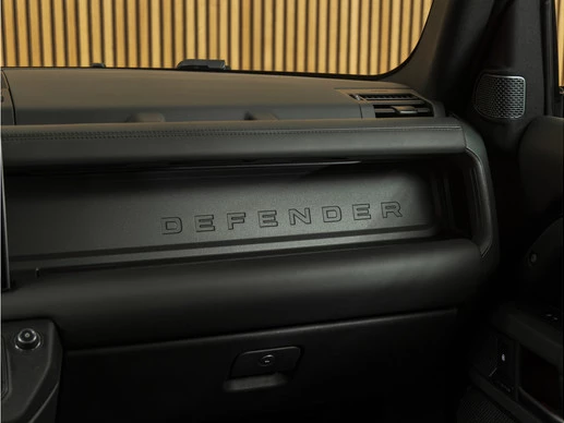 Land Rover Defender - Afbeelding 23 van 30