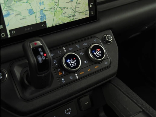 Land Rover Defender - Afbeelding 25 van 30