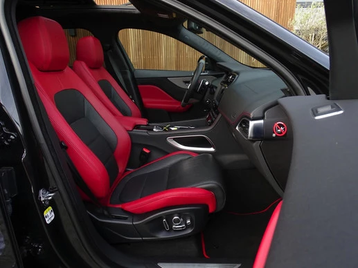 Jaguar F-PACE - Afbeelding 14 van 30