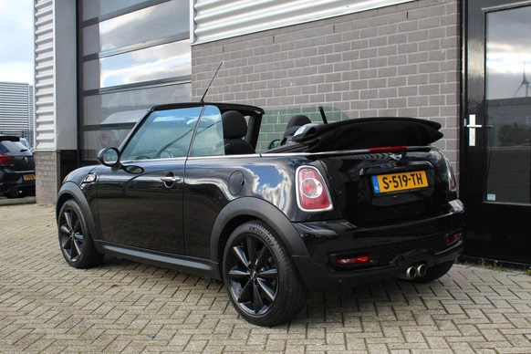 MINI Cooper S Cabrio - Afbeelding 7 van 26