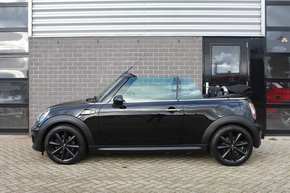 MINI Cooper S Cabrio - Afbeelding 18 van 26