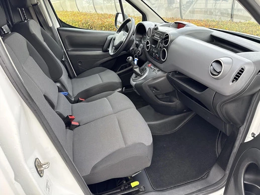Peugeot Partner - Afbeelding 18 van 21